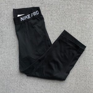 Nike Pro Cropped Leggings